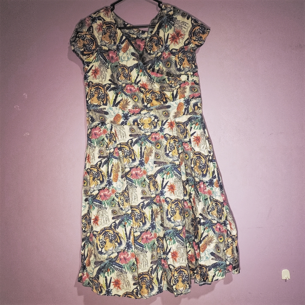🧡 Vintage Floral Animal Pattern Dress 🧡
